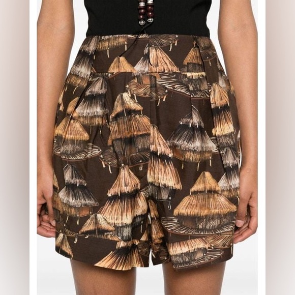 FARM Rio Pants - Farm Rio Brown Shuhu-print Pleated Shorts  Size Medium Resort Wear *FLAW*
